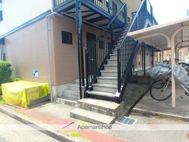 コスモタウンの玄関写真