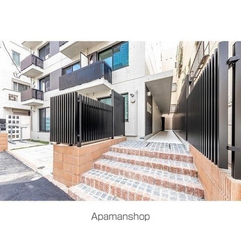 アステラホーム西新宿の外観写真