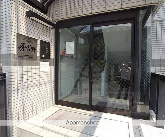 グランシャリオ嵯峨野Iの玄関写真