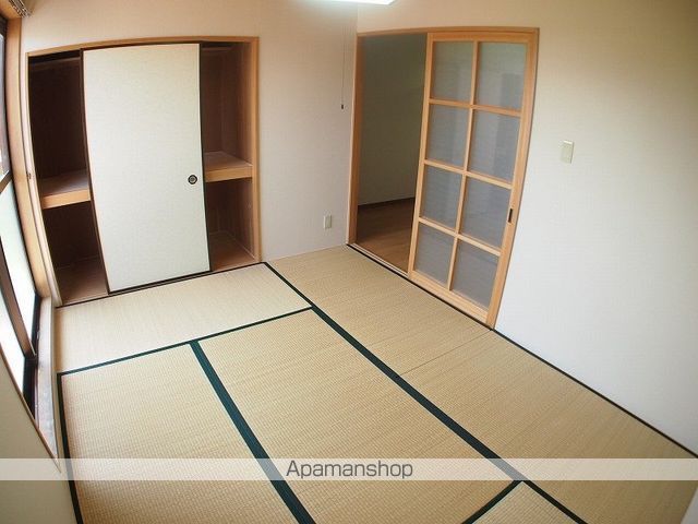リバティ ハイツAの内装写真