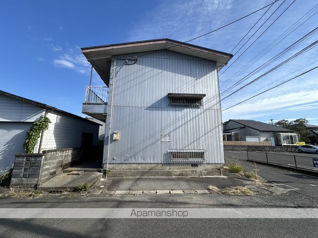 吉岡アパートの外観写真