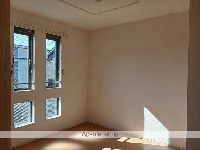 サニー セイバリ IIIの内装写真