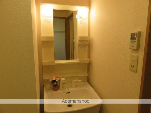 コンフォートメゾンNAGIの内装写真