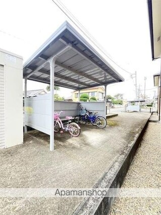 ファミーユ　Ａ[2LDK/59.6m2]の共用部