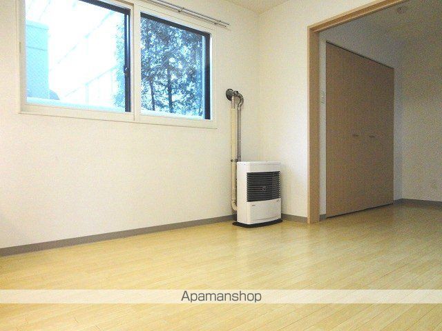 シャリテ元町の内装写真