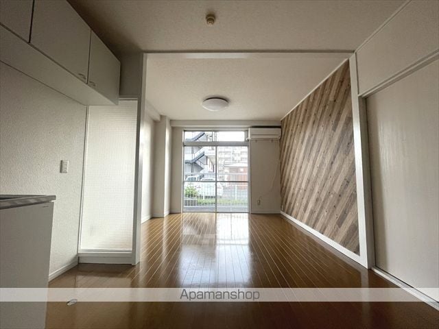 小根山団地の内装写真