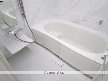 ＤーＲａｆｆｉｎｅ[2LDK/54.52m2]のバス