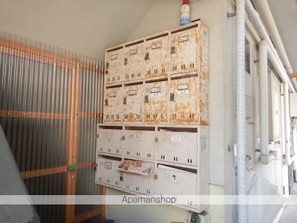 笠井マンション[事務所/30.63m2]の外観4