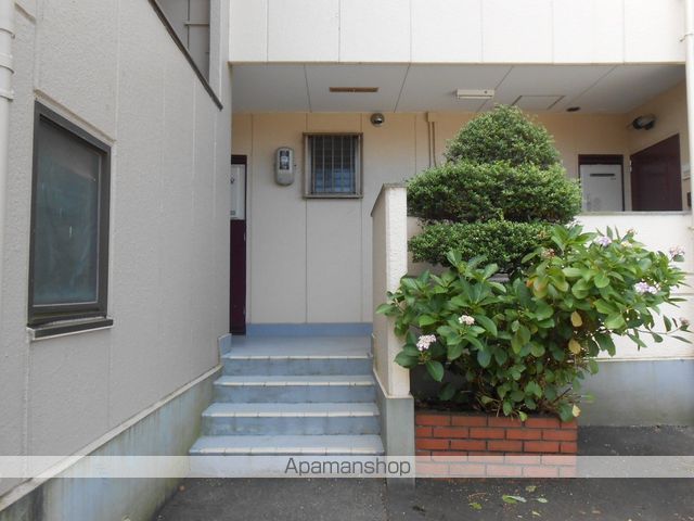 マンション若山の玄関写真