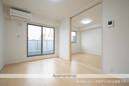 マーヴェラス　Ｅ[2LDK/54.85m2]のリビング・居間