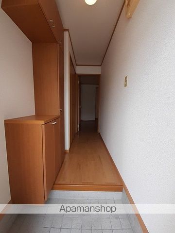 グリーン ゲイブルズ III番館の内装写真