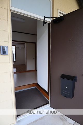 レヴール綾田A棟の内装写真