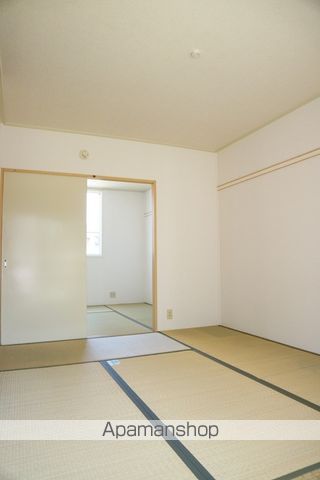 石橋ハイツの内装写真