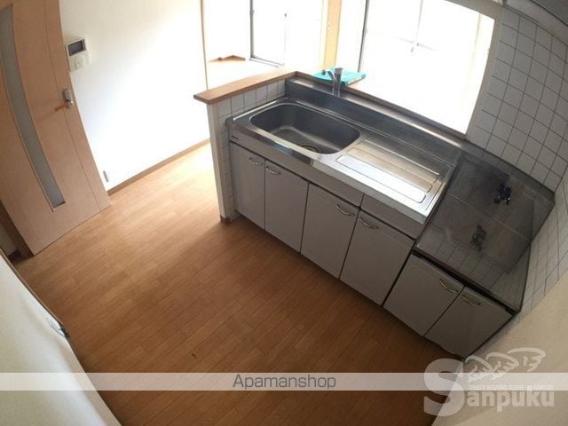 フォブール道後の内装写真
