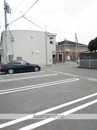 メゾンオーシャンＡ[2LDK/58.8m2]の駐車場2