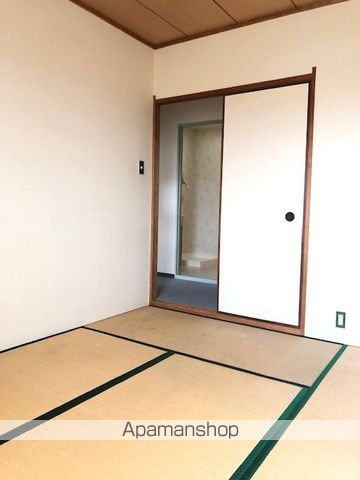 メゾンヤマギワの内装写真