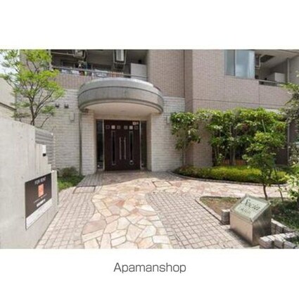 ソシア千歳烏山[1DK/33.57m2]のエントランス