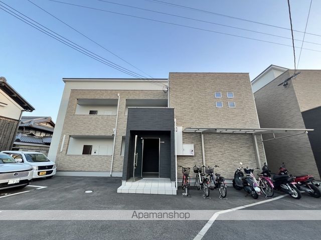 プラリア招提元町B棟の外観写真