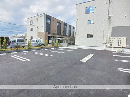 フラテッリ　Ｇ[1LDK/42.2m2]の駐車場