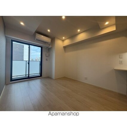 ザ・パークハビオ名古屋松原[1R/27.23m2]のリビング・居間1