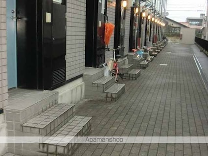 レオパレスメゾネット長本[2DK/49.68m2]の共用部