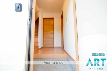 ヴィラ・アレストⅡ[1LDK/56.93m2]の玄関