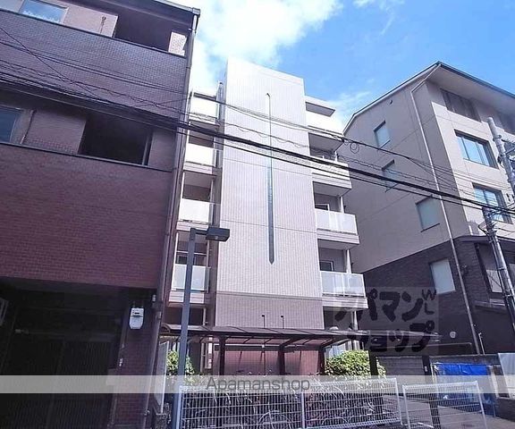 アブレスト西洞院の外観写真