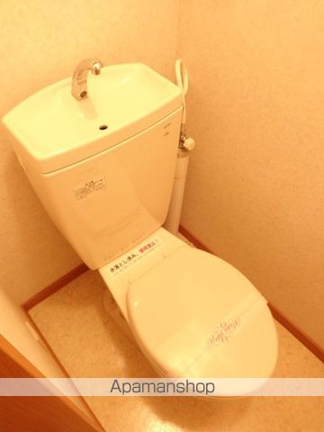 ラインストリームの内装写真