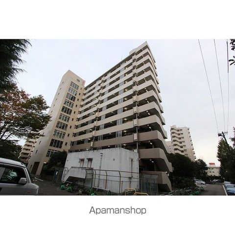 仙台宮城野団地1号棟の外観写真