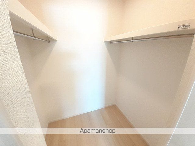 リヴァーサイド・フィオーレ Iの内装写真