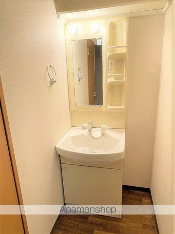 サープラスクレア光沢の内装写真