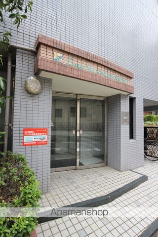 ルエメゾンロワール西新の玄関写真
