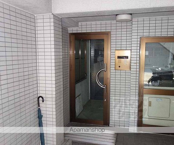 第3ヌヴェールハイツの玄関写真