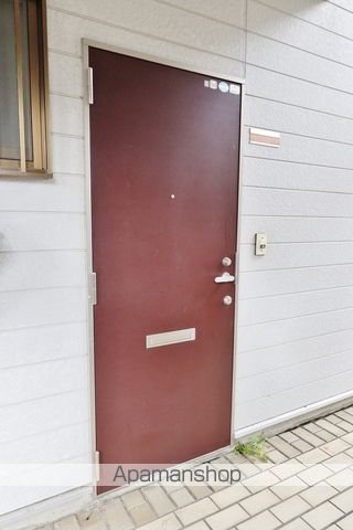 レオハイツの玄関写真