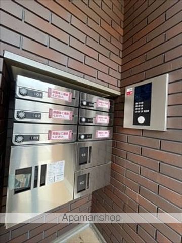 GARDEN 浜プラスの玄関写真