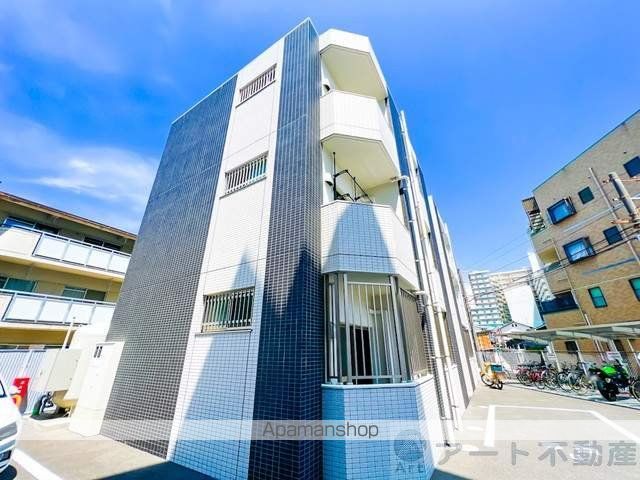 アルト萱町 東棟の外観写真