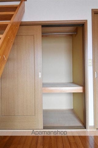 クレイドルの内装写真