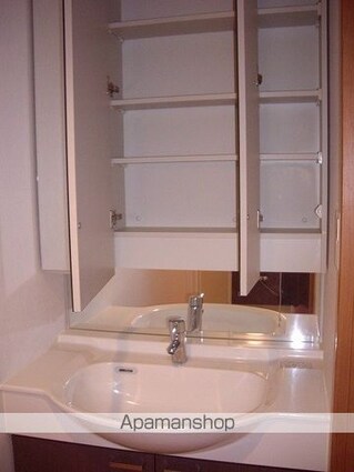 グラントレゾール明大前[1K/31.82m2]の洗面所