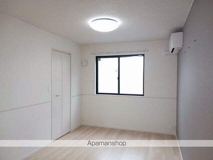 フランメゾンＡ[1LDK/50.01m2]のリビング・居間2