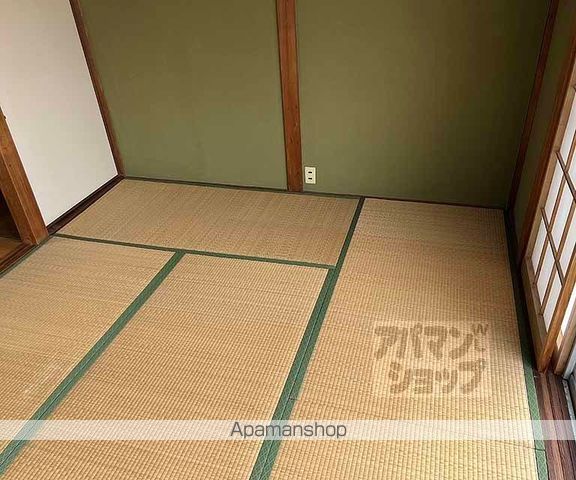 塩田前泓町貸家の内装写真