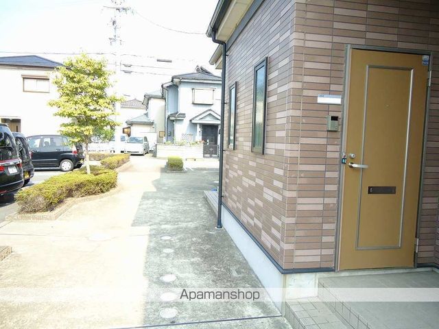 フィール ファインCの玄関写真