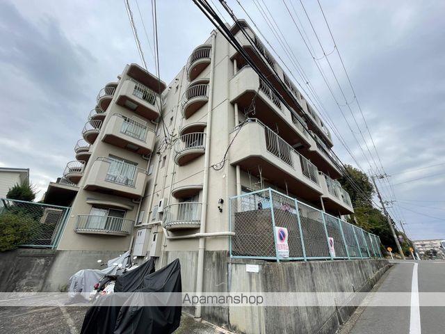 中ノ山ハイツの外観写真