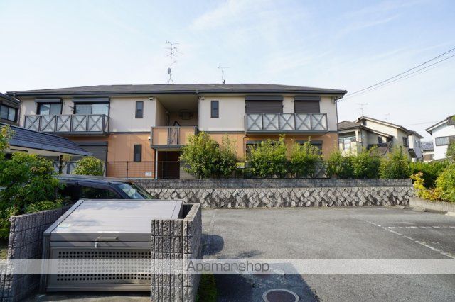 グリーンハイツ高塚B棟の玄関写真