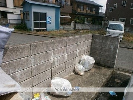 東京都武蔵村山市残堀１丁目[3LDK/61.74m2]の共用部1