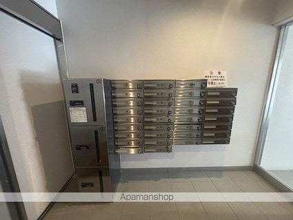 プラージュ大曽根[1LDK/34.36m2]の共用部3