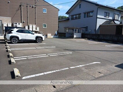 クラール　ハウス・ツキミ[1K/30.79m2]の駐車場