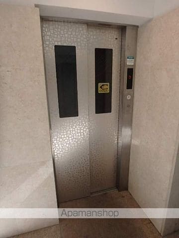ST百道スイーツの内装写真