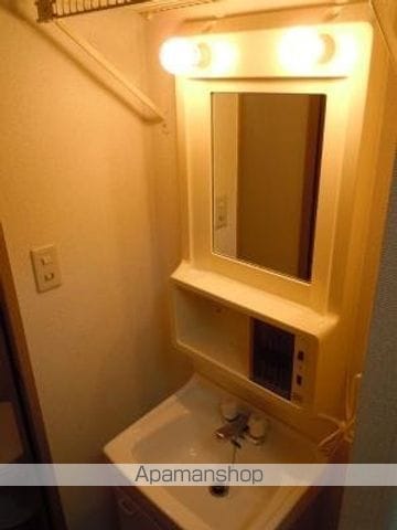 アクシスの内装写真