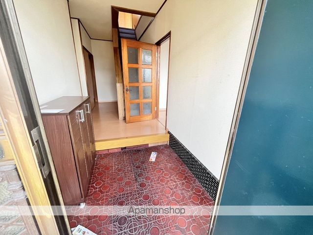 函館市 2階建 築47年の内装写真
