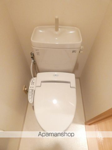 アスティオンIIの内装写真